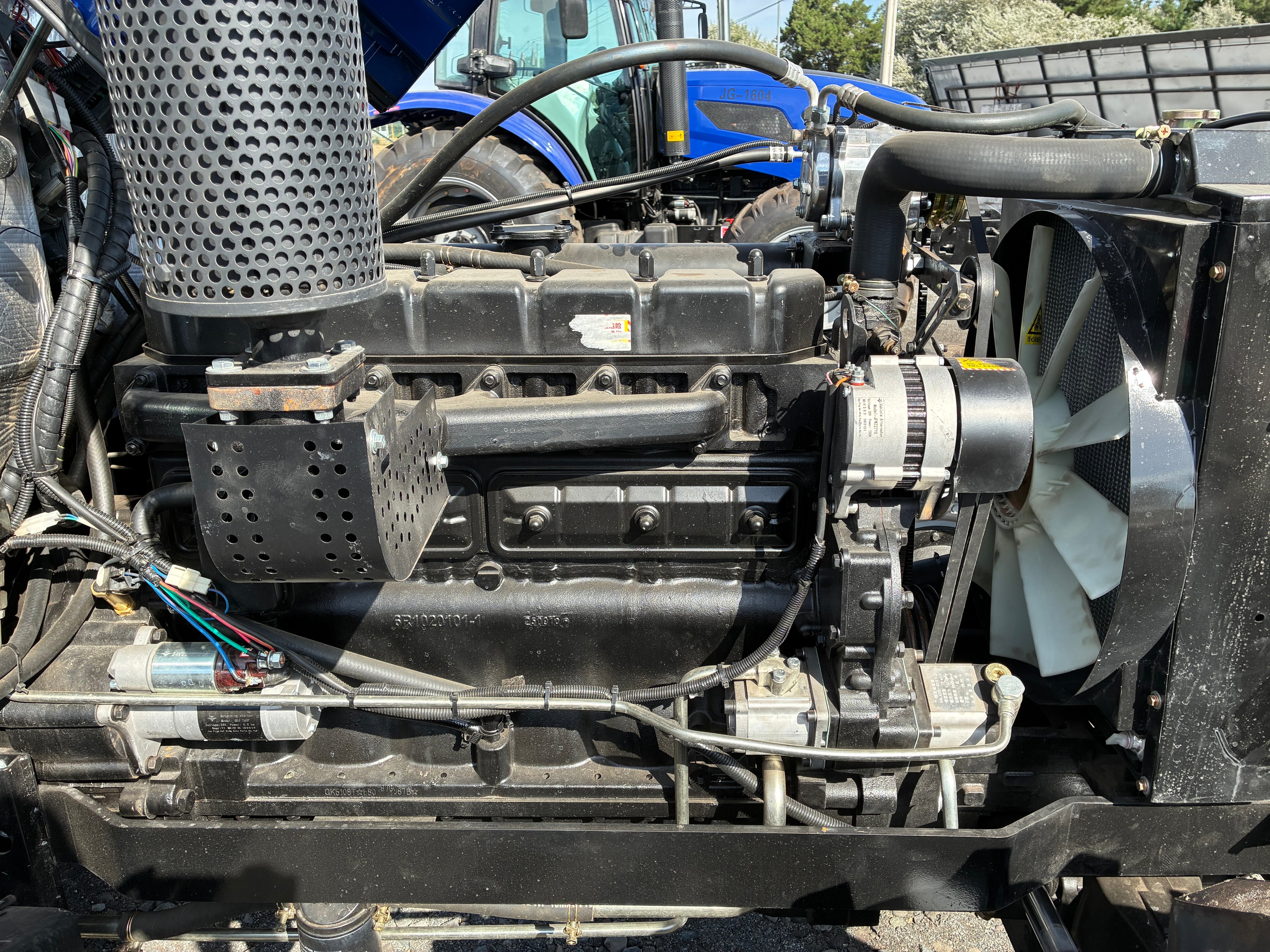 Tractor T140 (140HP)