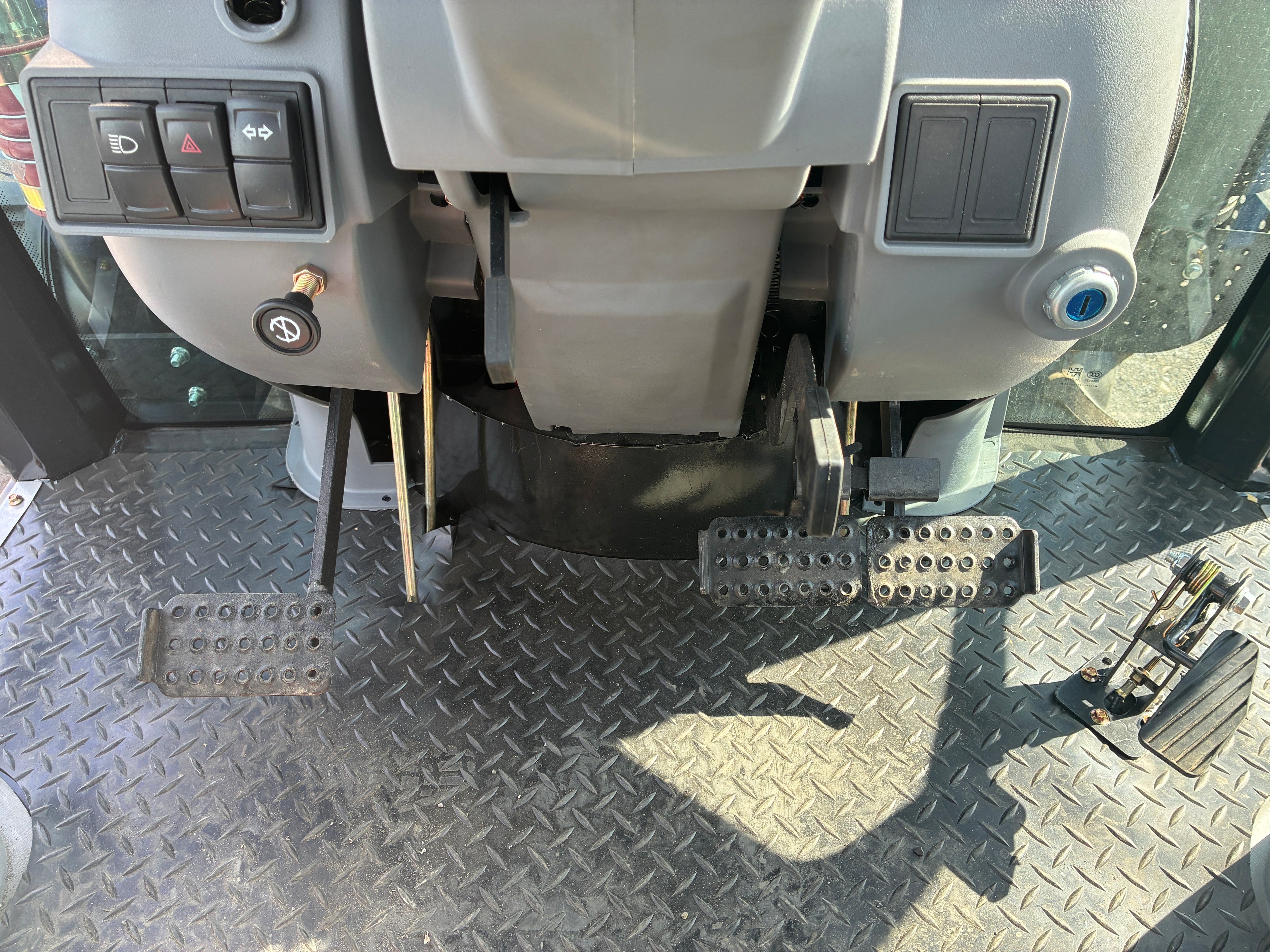 Tractor T120 (120HP)