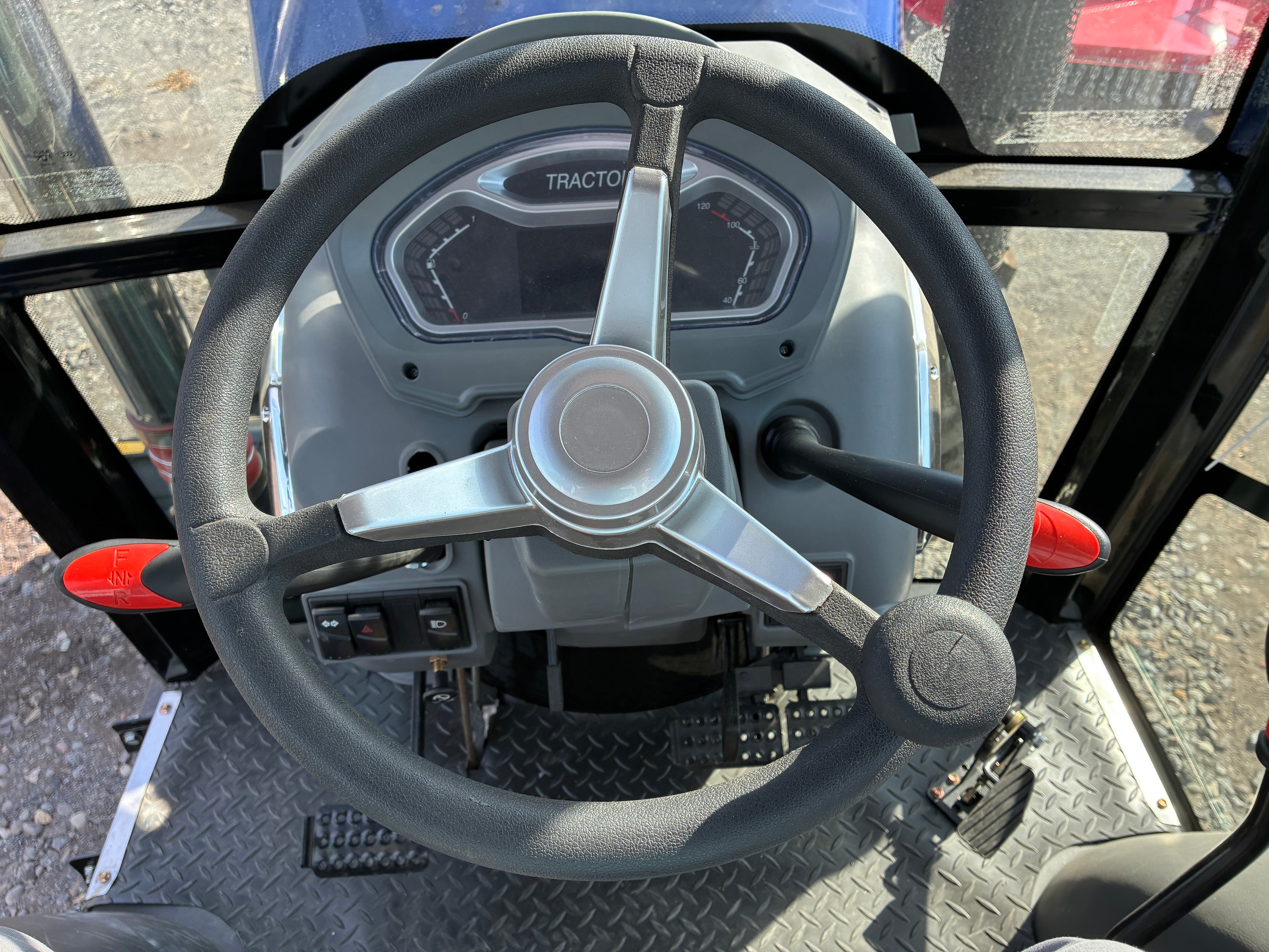 Tractor T140 (140HP)